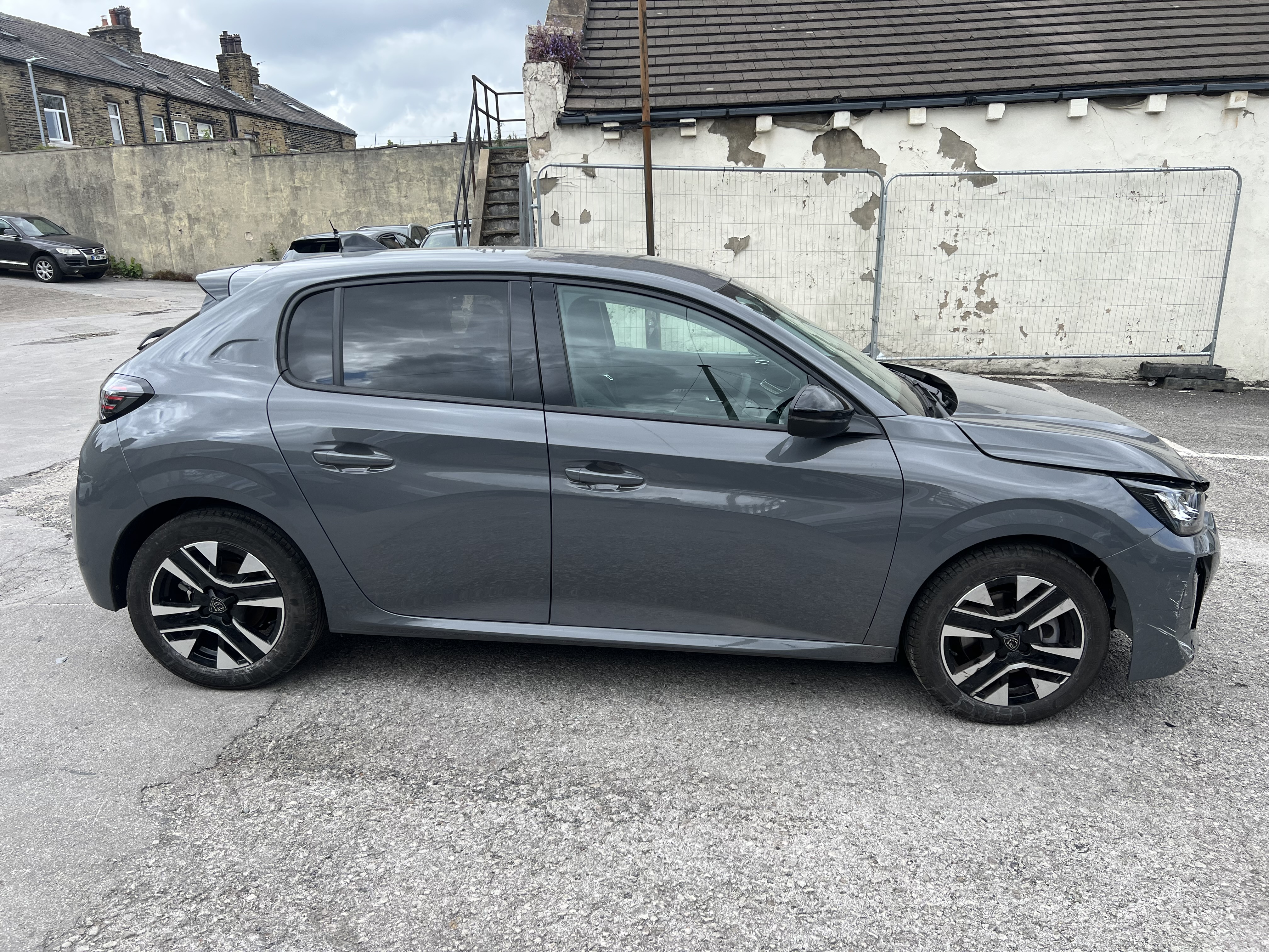 2025 25 PEUGEOT 208 1.2 PURETECH ALLURE EURO 6 CAT S DAMAGED SALVAGE