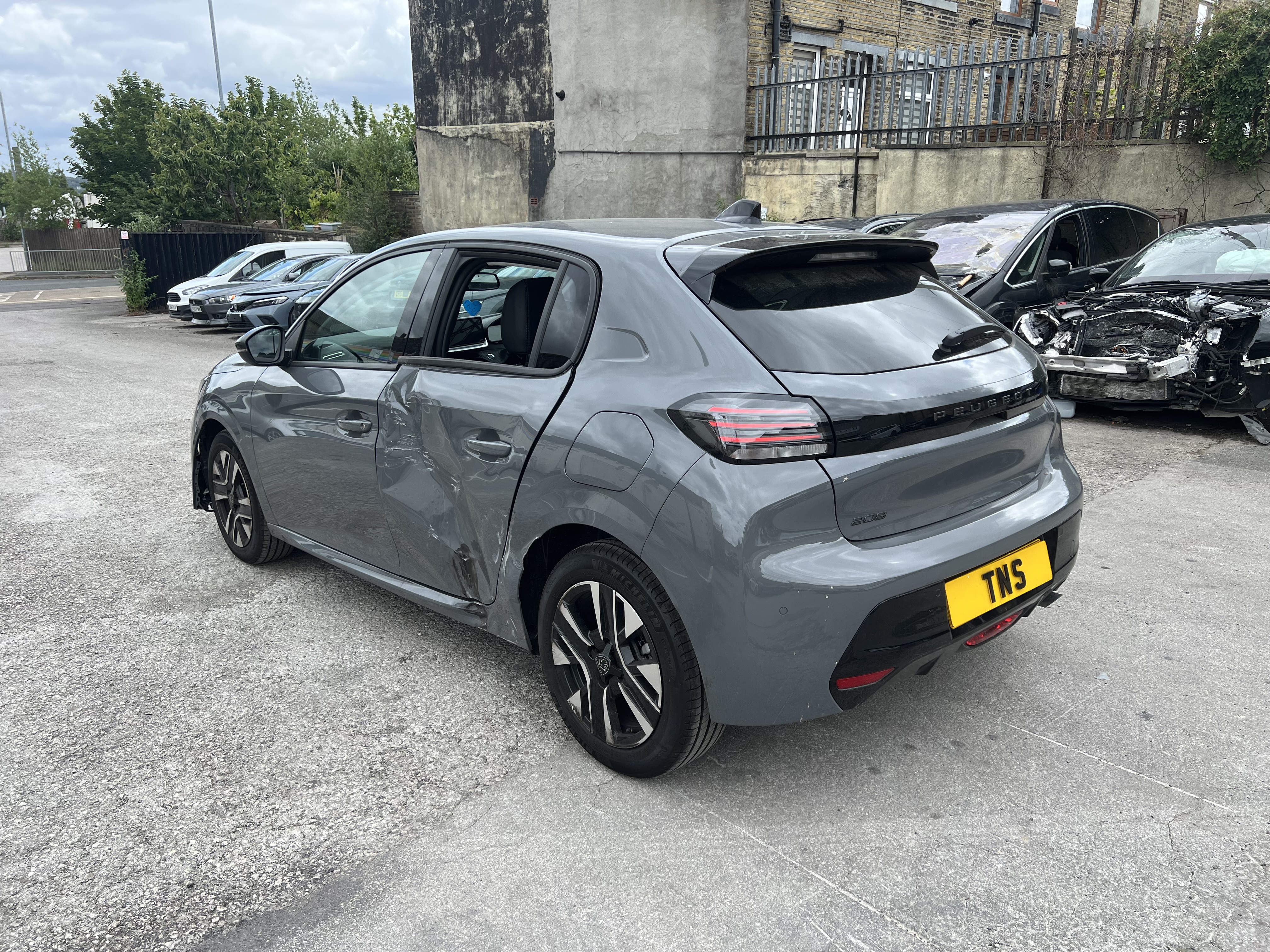 2025 25 PEUGEOT 208 1.2 PURETECH ALLURE EURO 6 CAT S DAMAGED SALVAGE