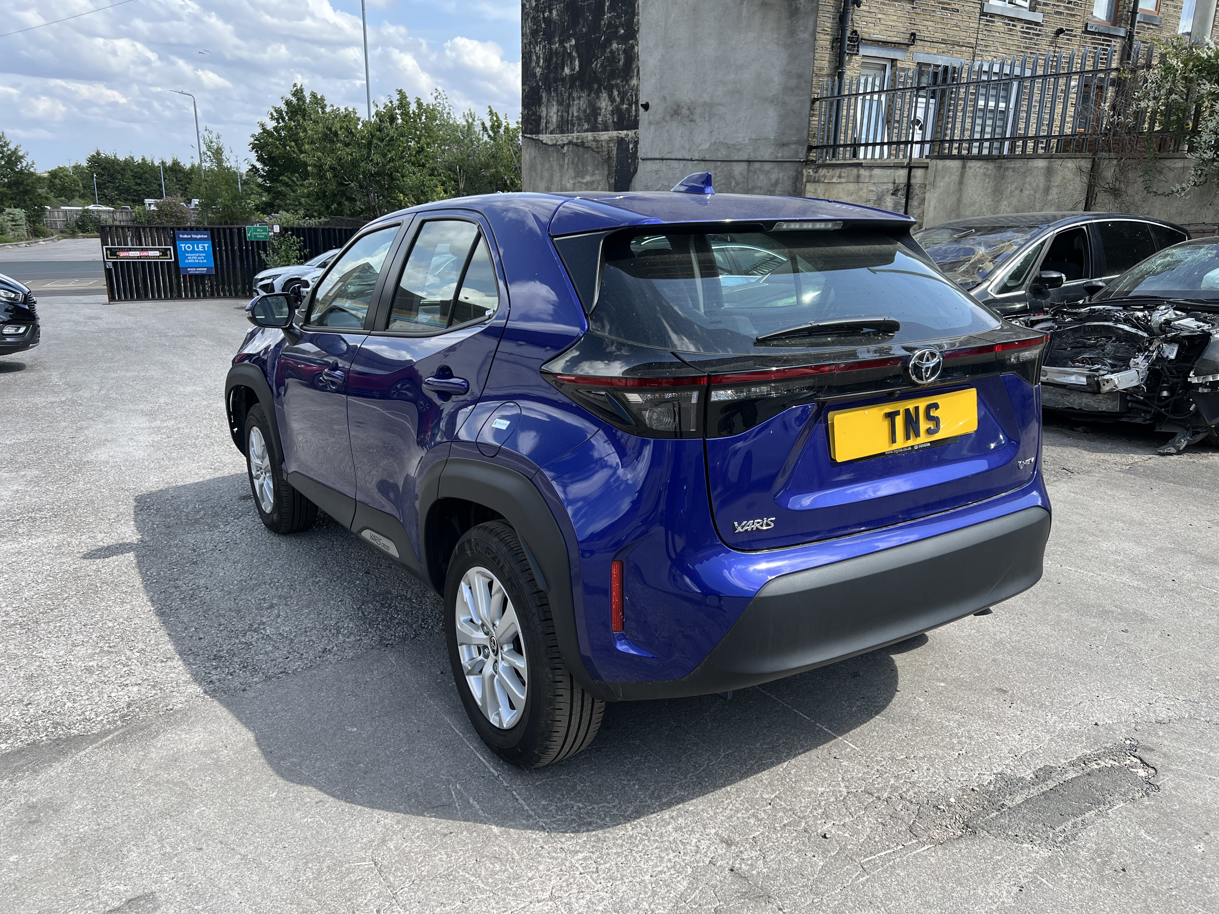 2025 25 TOYOTA YARIS CROSS 1.5 VVT-h ICON E-CVT AUTO CAT S DAMAGED SALVAGE