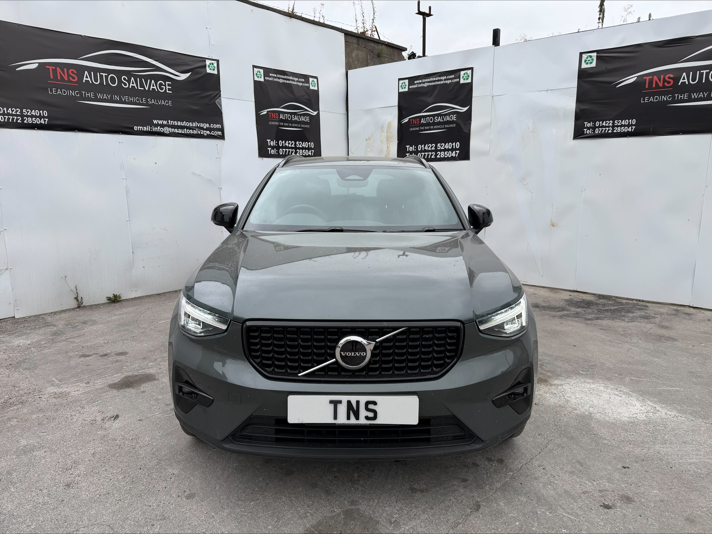 2025 75 VOLVO XC40 2.0 AUTO B4 MHEV PLUS DARK DCT EURO 6 CAT S DAMAGED SALVAGE